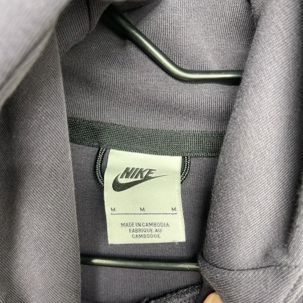 Nike Tech Fleece Hoodie Mens Medium Pullover Hoodie Cave Purple Shoulder Zip